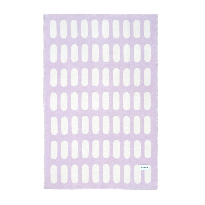CUBICS CHILL PILL Blanket, Purple