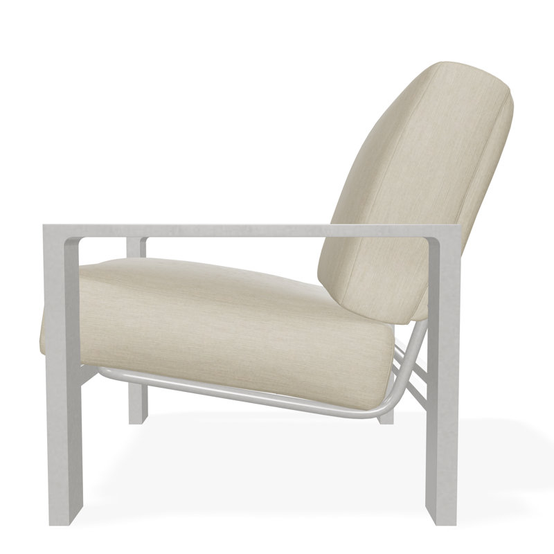 Larssen Outdoor Lounge Chair, Huskie, Snow