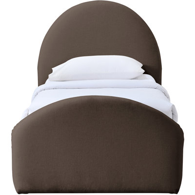 Lit tapissier Andaz