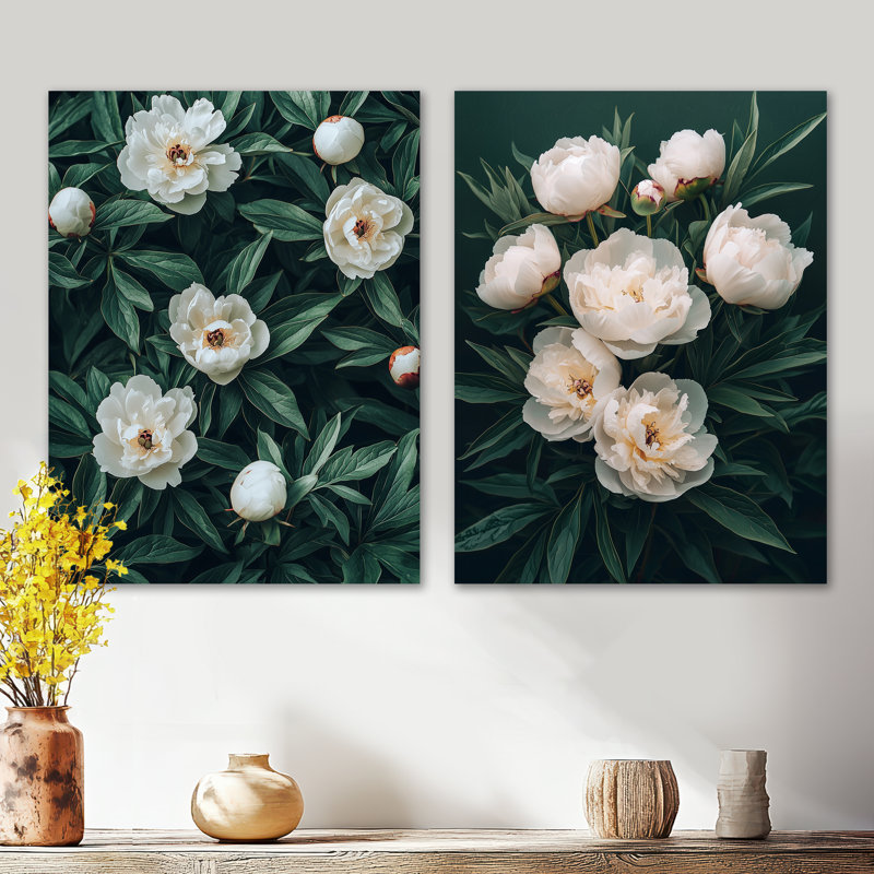 «Dark Bloom of Pe pivoines Serenity I», ensemble d'art mural en métal blanc nature, 32" H x 48" W
