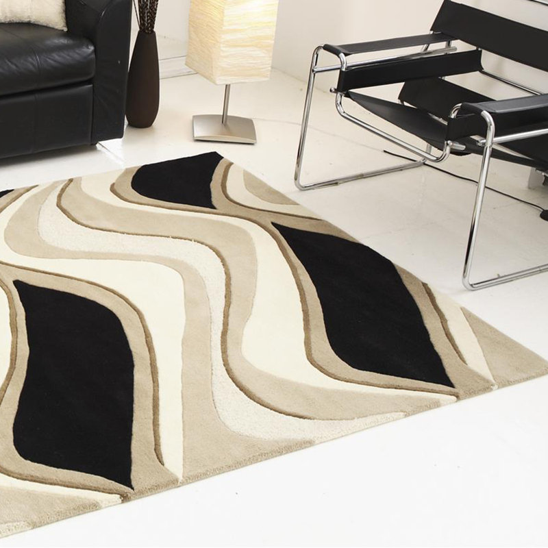 Tapis noir ou beige en laine 5 po x 8 po, Rectangle de 5 pi x 8 pi