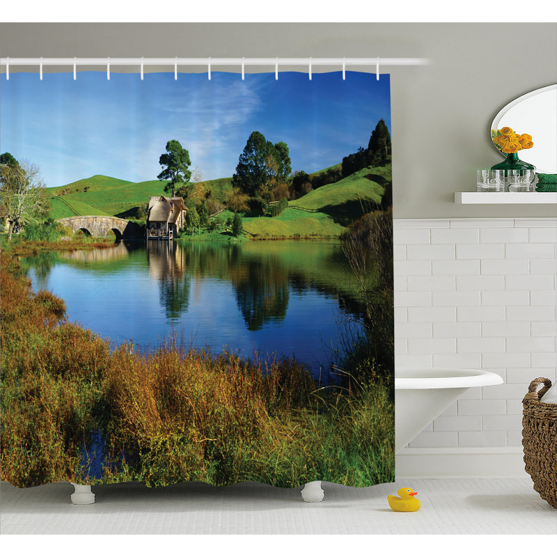 Rideau de douche Hobbits Hobbit Land, H 70 po x l 69 po