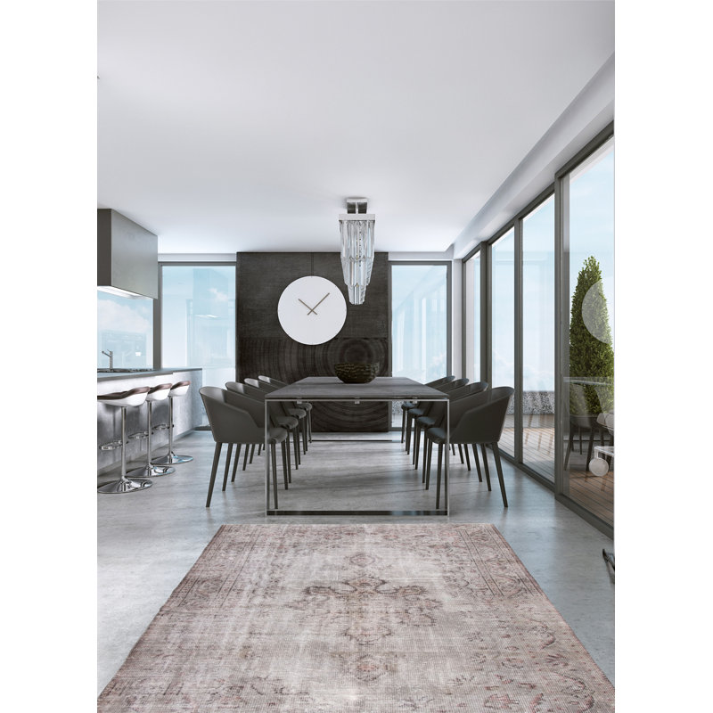 Tapis unique en laine noué à la main de style années 2000 de 5 pi 8 po x 8 pi 7 po gris Okoiza