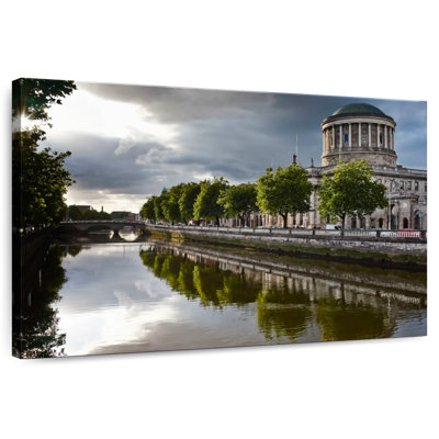 Lilie Ireland's Four Courts