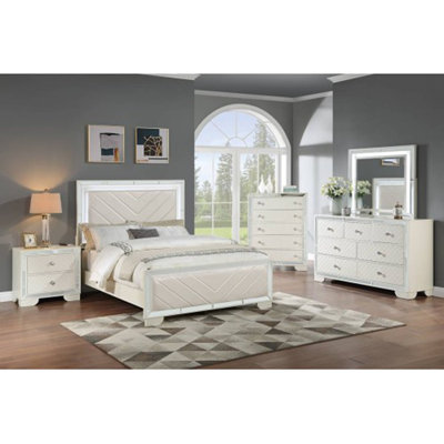 Contemporary 3pc Set Bed 2x Nightstands Upholstered Faux Leather HB FB Cream Bedroom Furniture