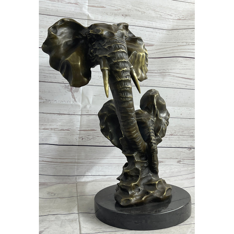 Yoad Figurines & Sculptures