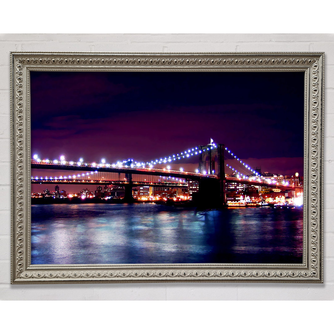 Brooklyn Bridge Lights By The Water - Druck