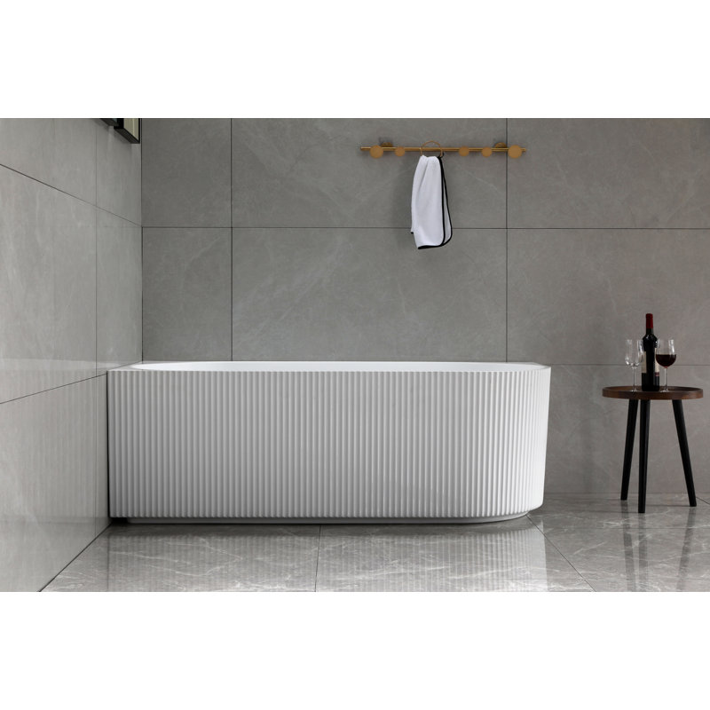 Baignoire autoportante en acrylique de 67 pouces en blanc brillant