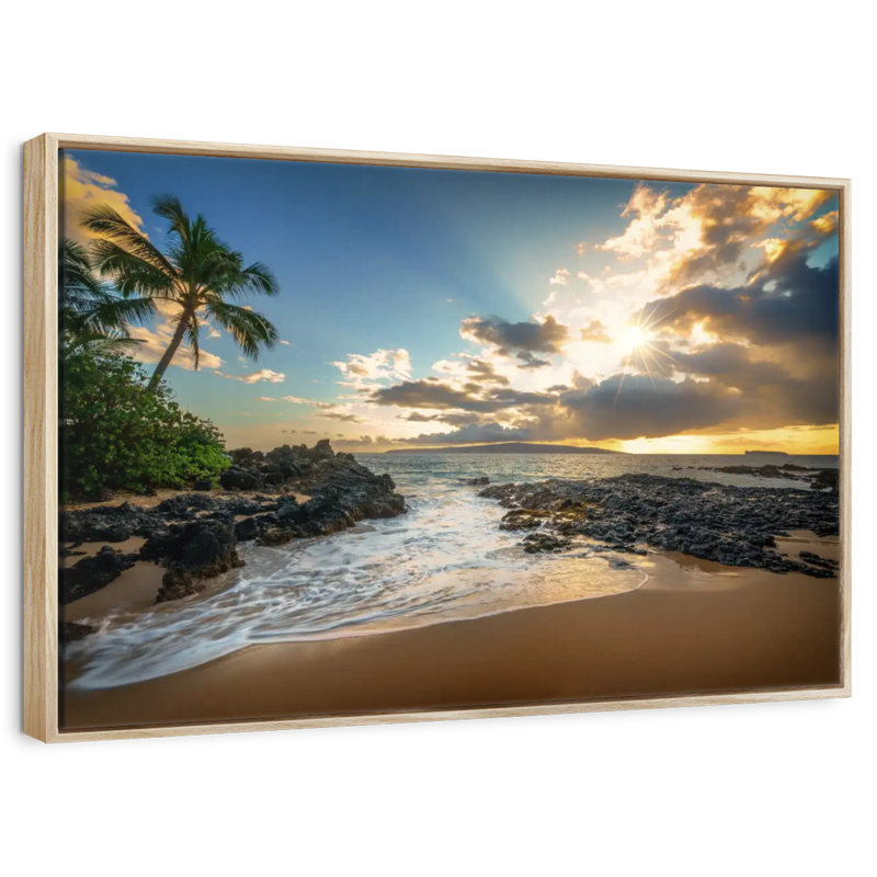 Makena Cove, ciel coucher de soleil, Cadre flottant en bois naturel, 40 po x 27 po