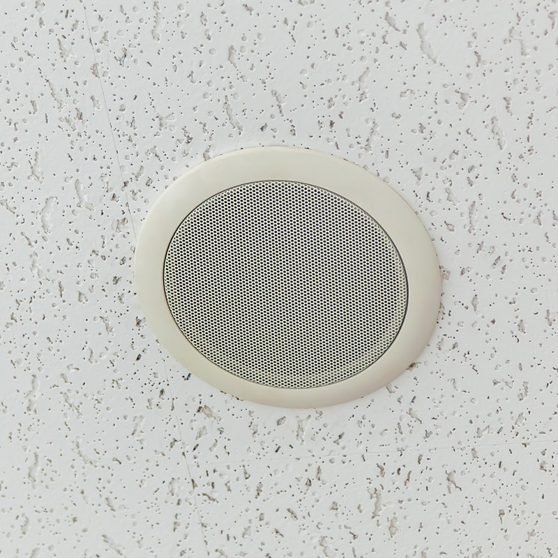 Fixation au plafond pour haut-parleur