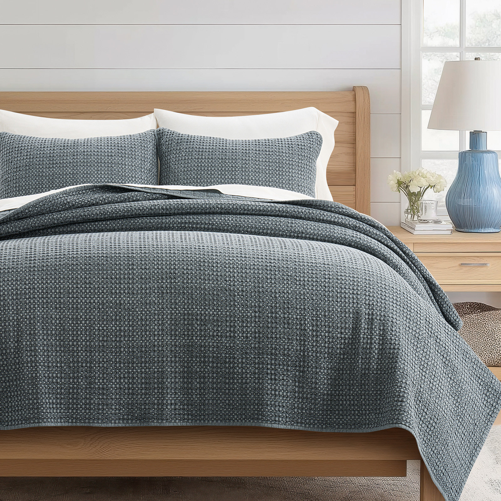 Stonewashed 100% Natural Cotton Waffle Quilt Set, King Quilt + 2 King Shams, Midnight Blue