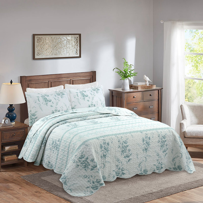 C78 Polyester Floral Quilt, King Quilt + 2 King Shams