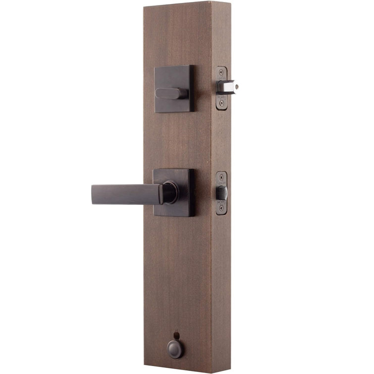 Handleset with Single Cylinder Deadbolt and Door Lever and Rosette