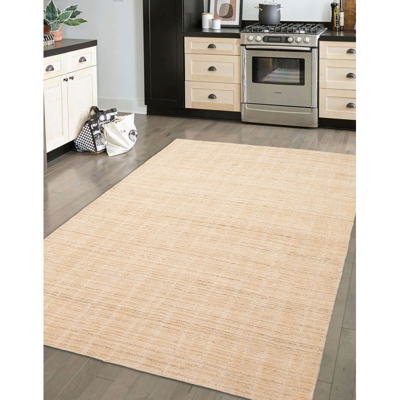 Tapis beige intemporel 5 pi 1 po x 7 pi 9 po