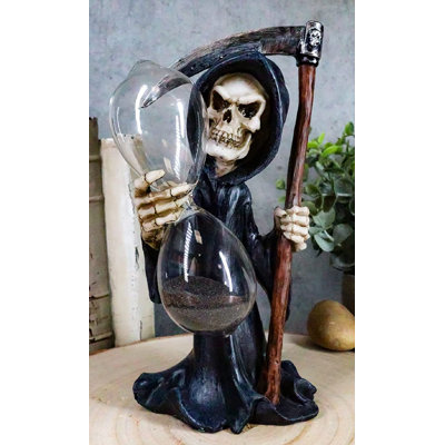 Helenna Figurines & Sculptures