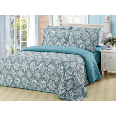 Polyester Paisley Quilt