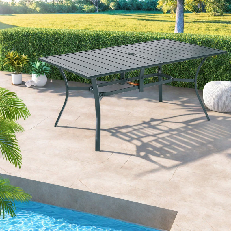 Tables de patio spacieuses de 63 pouces, salle à manger d'extérieur moderne en métal noir