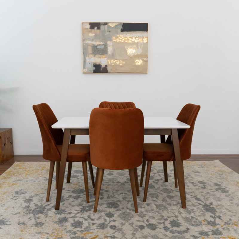 Ensemble de salle à manger en bois massif à 4 places avec chaises rembourrées en velours Fredy, Orange