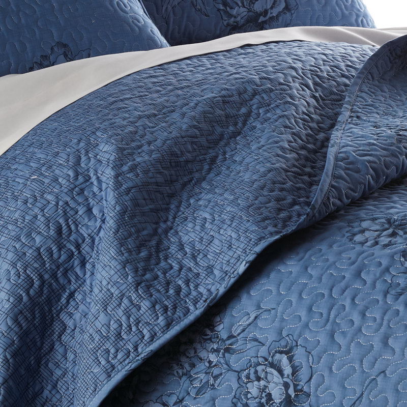 Harmony Collection Microfiber Reversible Quilt Set, King Quilt + 2 King Shams, Blue