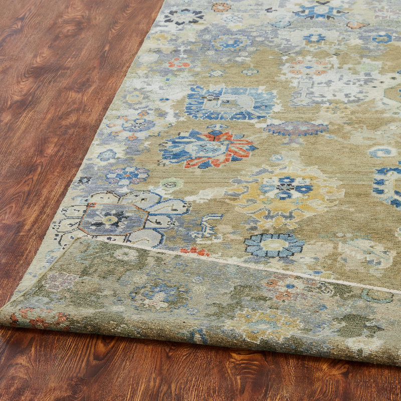 Heritage Bloom Handmade Wool Floral and Oriental Area Rug, Rectangle 10' x 14'