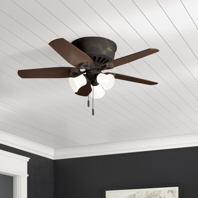 Ventilateur de plafond encastré à 5 pales de 42 po à profil bas avec chaînette et ensemble d'éclairage inclus