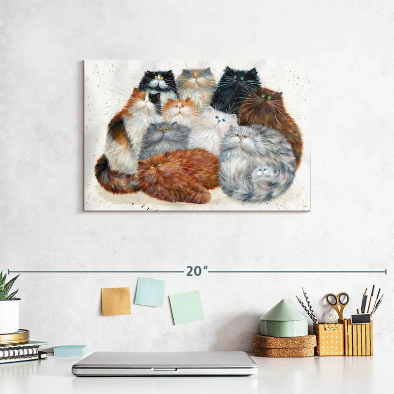 Brampt Fluffy Eleven, 8" H x 12" W
