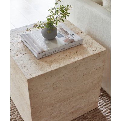Table de bout ou d'appoint en travertin
