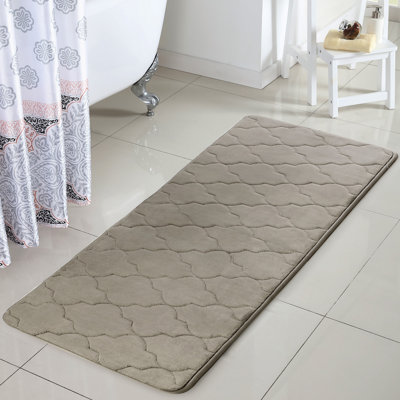 Amadora Quatrefoil Memory Foam Bath Runner, 24 x 60