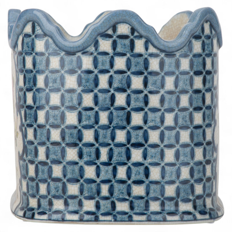 Garden Trellis Scalloped Porcelain Basin