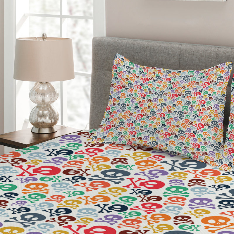 Skull Polyester Coverlet, King Bedspread + 2 Shams