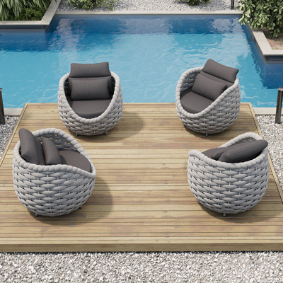 Ensemble de 4 chaises d'extérieur en osier avec coussins et coussins décoratifs Wicker