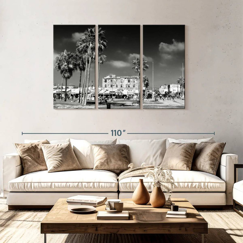 Nicci Black California Series - Venice Beach, 48" H x 74" W