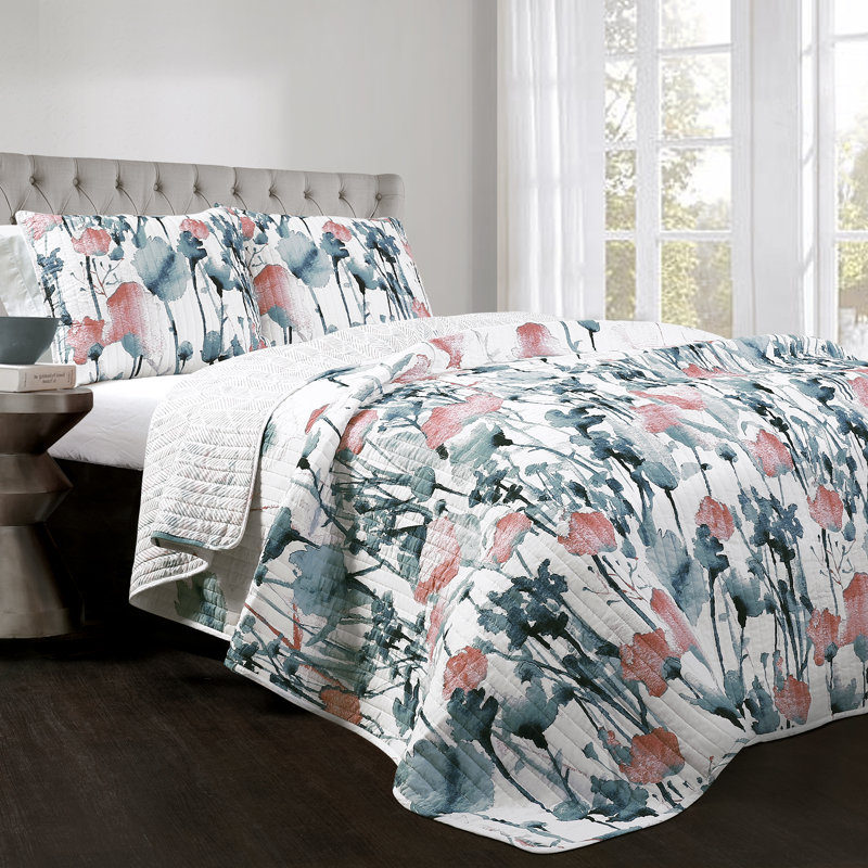 Lush Decor Zuri Flora Floral Reversible Cotton Quilt Set, King Quilt + 2 Shams