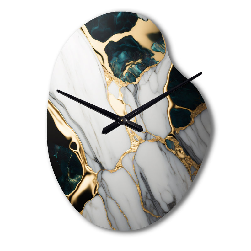 Horloge murale abstraite géométrique en marbre doré et vert I - marbre forme irrégulière, horloge murale asymétrique moderne
