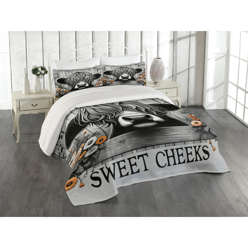 Polyester Floral Coverlet, Queen Coverlet + 2 Standard Shams