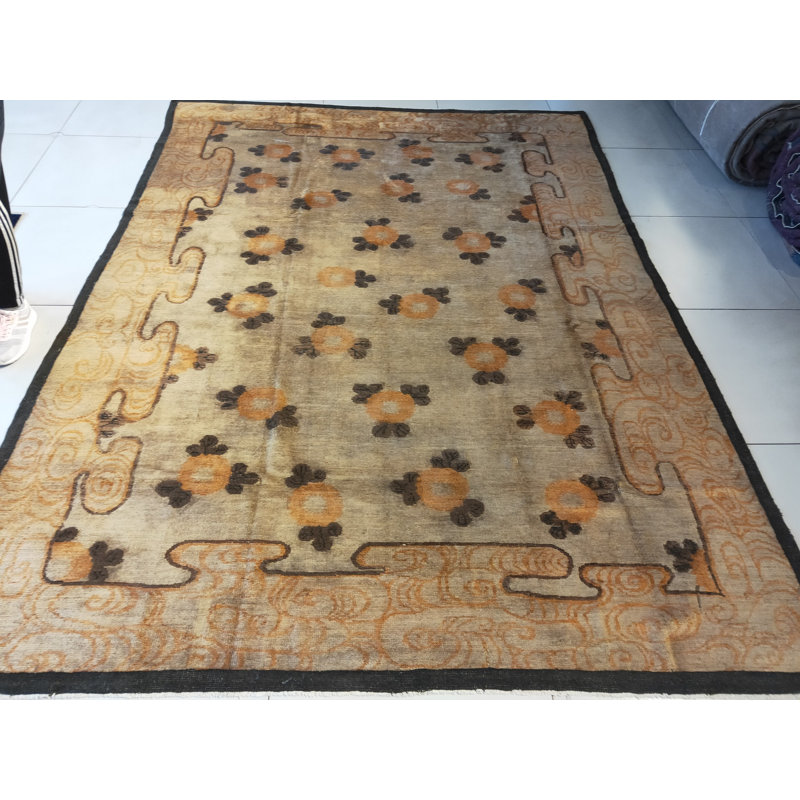 Warm Cream Color Antique Floral Pattern Mongolian Wool Pile Area Rug