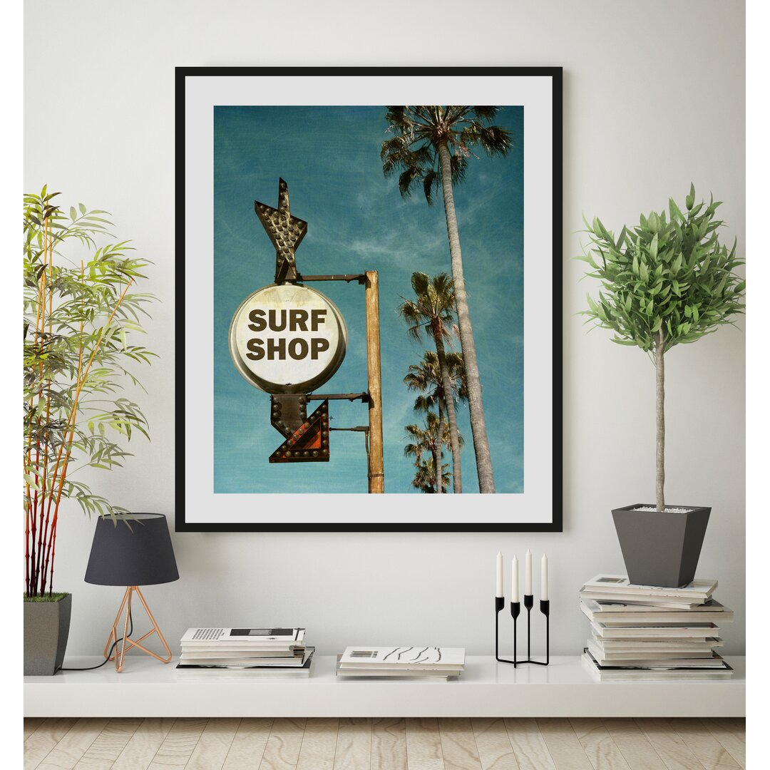 Gerahmtes Poster Surf Shop