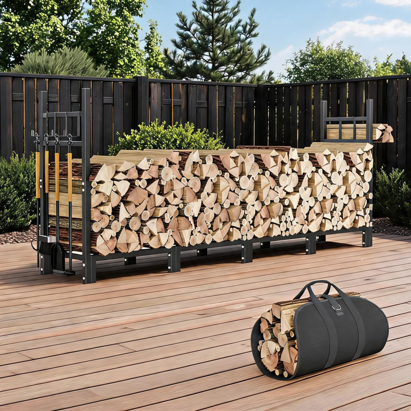 Range-bûches extérieur robuste en métal avec ensemble d'accessoires pour foyer et sac de transport pour bûches, idéal pour terrasse, jardin ou foyer extérieur.