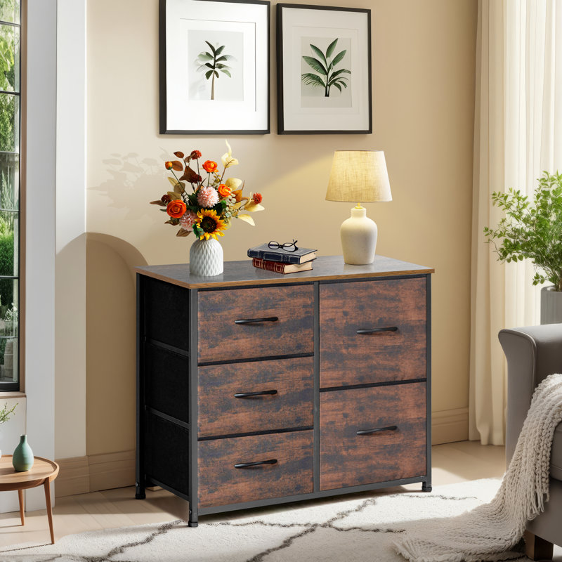Commode à tiroirs
