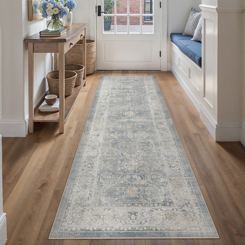 Tapis bleu lavable rétro Bremerton avec envers antidérapant, Bleu, Tapis de couloir 2 pi x 8 pi