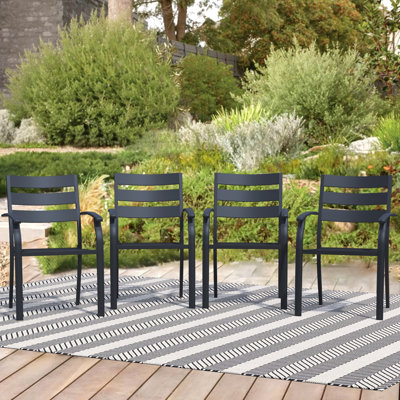 Chaises de patio empilables, chaises de salle à manger d'extérieur, chaises en métal noir, chaises d'extérieur en fer forgé avec accoudoirs, pouvant supporter jusqu'à 136 kg, idéales pour le jardin, la cour et la pelouse.