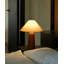 Petite lampe de table moderne en bois massif de couleur noyer avec abat-jour en polyester pour le salon de la chambre à coucher, ampoule incluse-822501786-822501787
