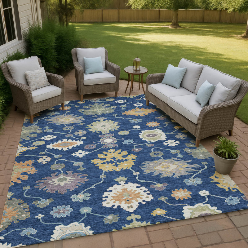 Machine Washable Indoor/Outdoor Chantille ACN2532 Traditional Rug, Navy, Rectangle 5' x 7'6"