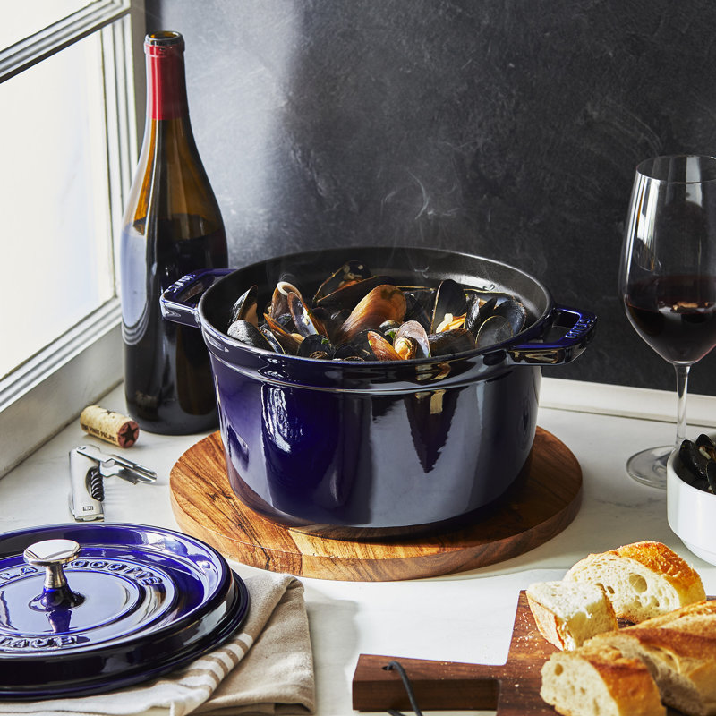 La Cocotte Cast Iron Round Cocotte, 2.75 quarts, Dark Blue