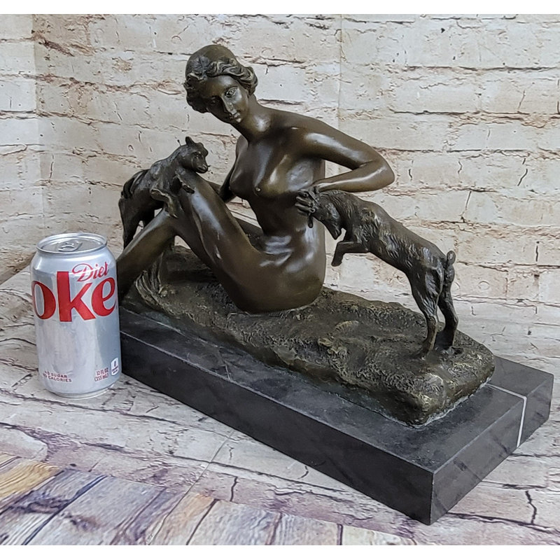 Figurines et sculptures