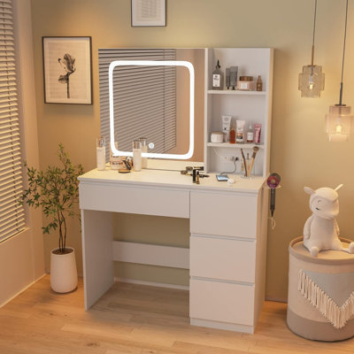 Kenyla Vanity