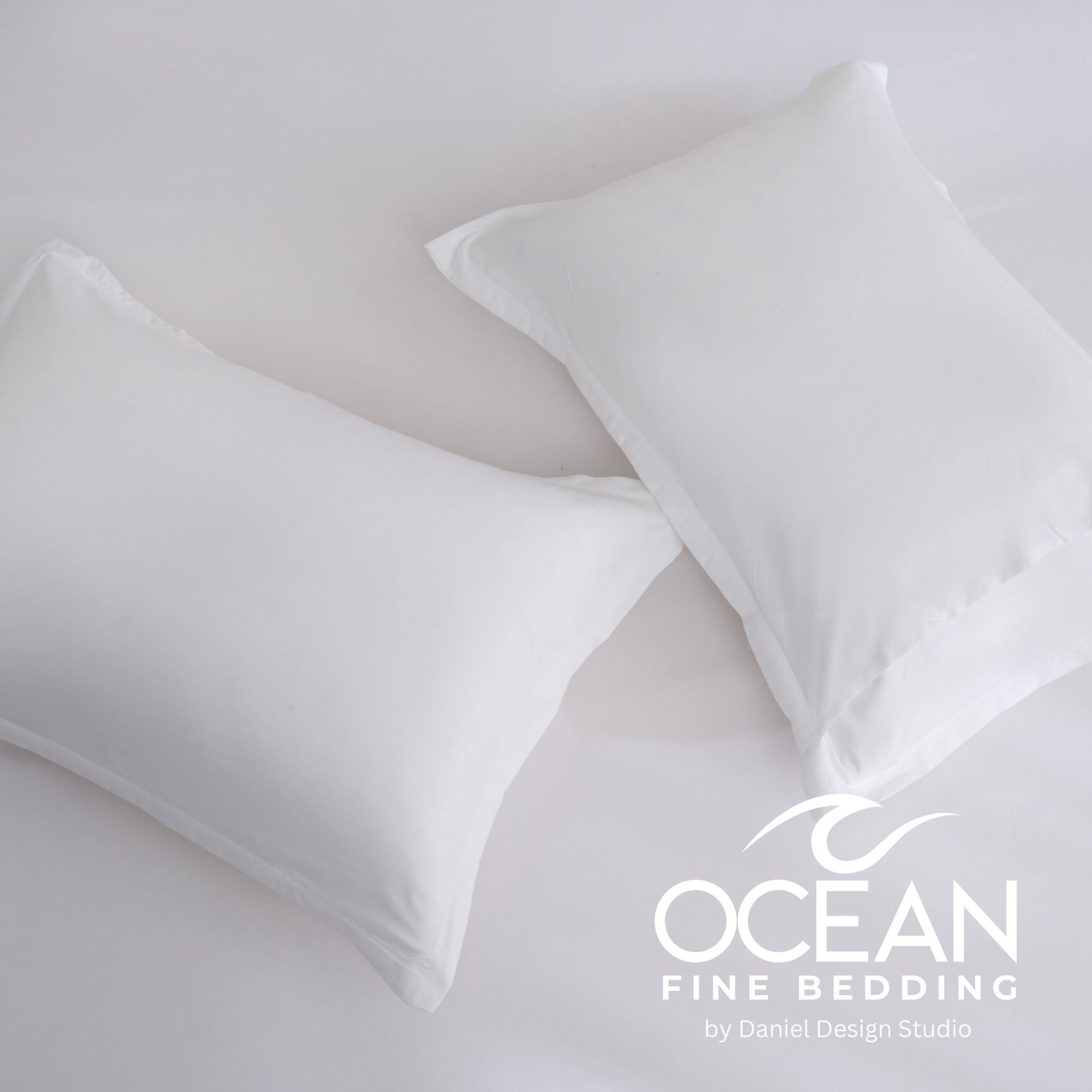 OCEAN FINE BEDDING Microfiber Duvet Cover Set, King Duvet Cover + 2 King Shams, White