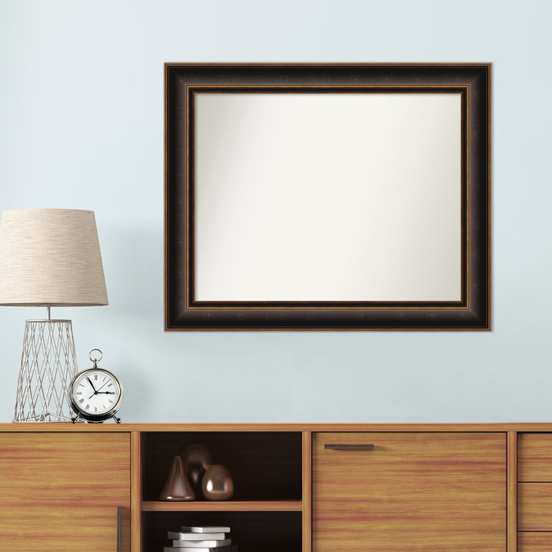 Miroir mural en bois Earnst, 27,75 po x 33,75 po, Rectangle