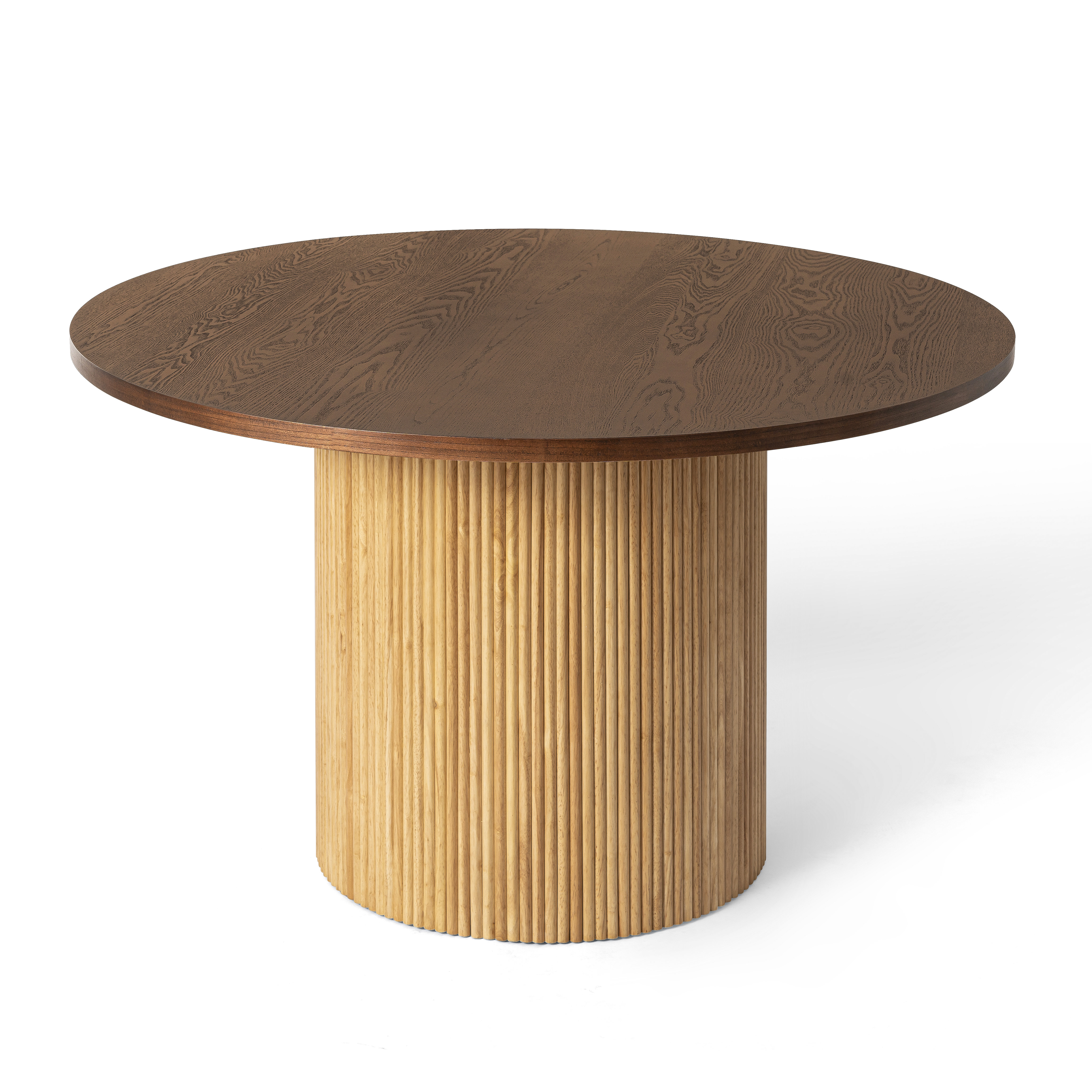 Latitude Run® Table de salle à manger ronde en bois massif - Wayfair Canada