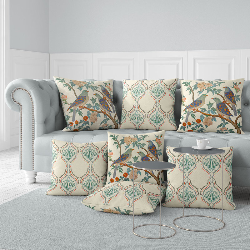Coussin Enchanted Feathers, 16 po x 16 po